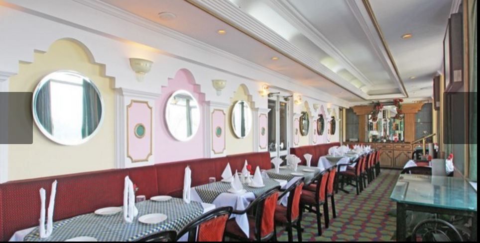 Oyo 8917 Hotel Crystal Palace Simlá Kültér fotó